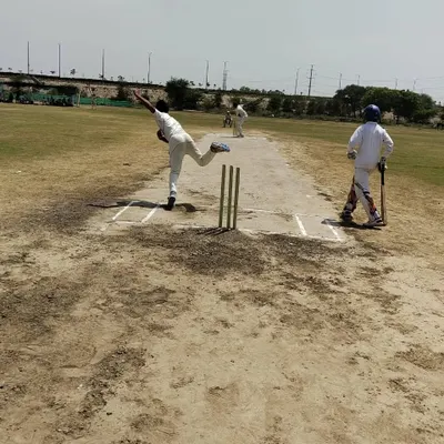Action from one of our weekly competitive matches. We believe consistent exposure to these real-game scenarios is essential for developing a player's bowling attack and overall game sense.