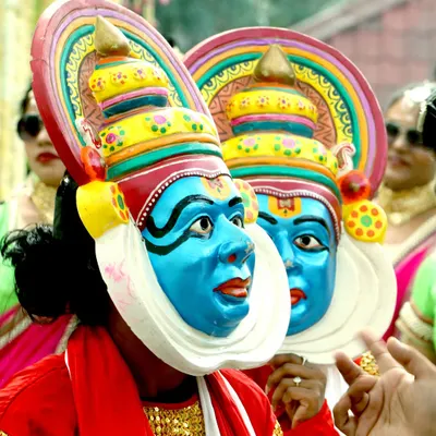For a unique Haldi ceremony, we drew inspiration from the rich traditions of South India. We incorporated performers in colorful, ornate Kathakali-style masks to provide an authentic and visually captivating cultural experience for the guests.