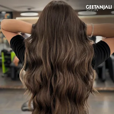 Mocha Mousse, the colour of the year. This creamy, coffee-inspired hue gives the perfect mix of sophistication and warmth.
