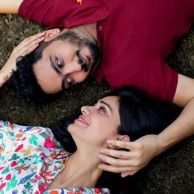 A simple, top-down portrait that focuses entirely on the couple's connection. I aim to create a comfortable atmosphere where these quiet, romantic, and authentic moments can happen naturally during the shoot.
