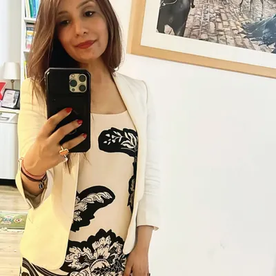 A selfie before a gathering of lawyers to discuss the global nature of white-collar crime. These cases, involving financial fraud and cyber offenses, often span multiple countries and require a deep understanding of international litigation and arbitration.