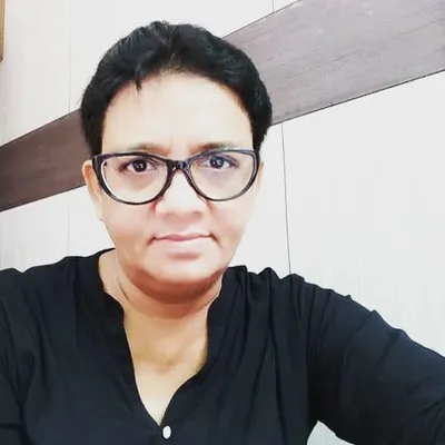 A moment of focus in the office. I believe in being direct and what you see is what you get, both in person and in my professional services.