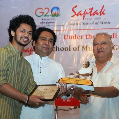 A proud moment receiving the first prize at the Pt. Nandan Mehta Shastriya Taal Vadya Spardha, a national-level tabla competition organized by Saptak in Ahmedabad.