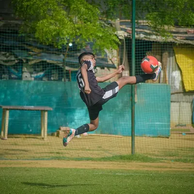 Pure focus and athletic skill on display. I make sure every player has the platform to test their limits and fly high.