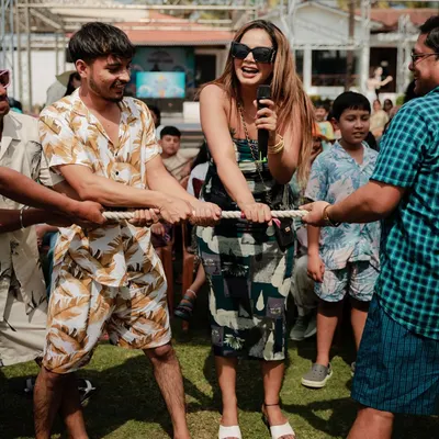 Nothing brings out the friendly rivalry between the ladkiwale and ladkewale like a classic game of tug-of-war. It's all about the fun and creating memories that last a lifetime.