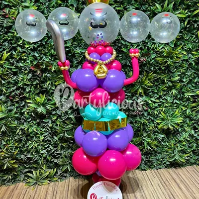 For Dussehra, I go beyond simple decorations to create memorable statement pieces. This custom-designed Ravan balloon installation brings the epic scale of the festival to your venue with a playful and artistic twist.