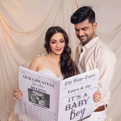 Extra, extra, read all about it. This custom "The Baby Times" newspaper prop is a fantastic and unique way to announce your baby's gender.