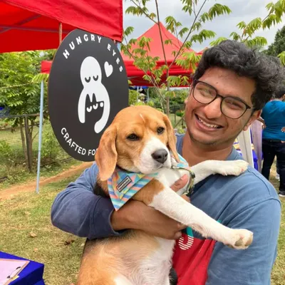 We just had to share this photo of Rio the beagle with his paw-parent. This picture perfectly captures the love and bond between a pet and their parent, which is the reason we do what we do.