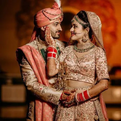 A perfect portrait of love and partnership. We help you find a match who complements you in every way, creating a foundation for a beautiful life together.