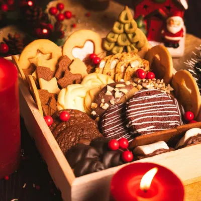 Our Christmas cookie box is filled with an assortment of decadent, handcrafted cookies, perfect for gifting or leaving out for Santa.