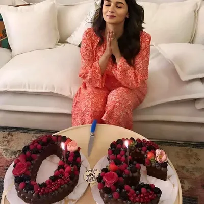 The big joy I felt being a small part of the celebrations for Alia Bhatt's 30th birthday. My Signature Monogram Cakes with fresh berries.