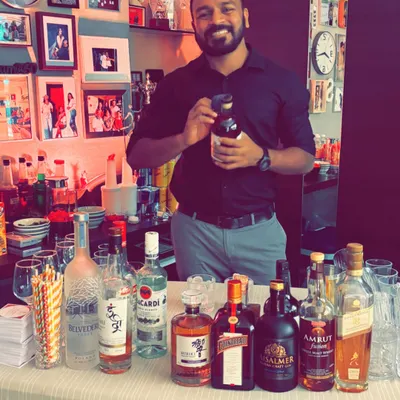 Here I am behind the bar at a private house party in Powai, Mumbai. We can set up a complete, professional bar in your home, bringing the full cocktail experience to you and your guests.