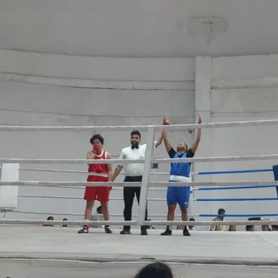 A proud moment for the team. Sheza wins the gold medal in boxing nationals with a completely dominating performance.
