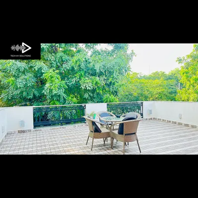 This is an outdoor speaker installation I did on a beautiful terrace. The Cambridge Audio speakers are designed to withstand the elements, so my client can enjoy high-quality music during parties or quiet evenings outside without worrying about the weather.