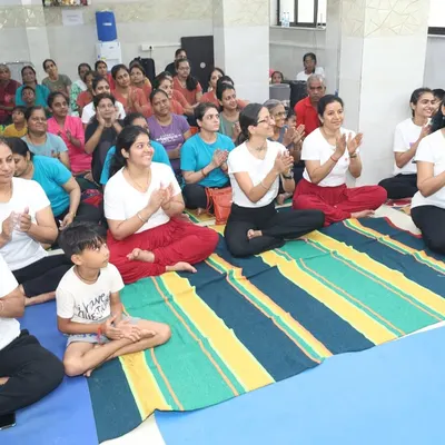 The joy of community is palpable in this photo from our in-person International Yoga Day celebration. Students and teachers share a moment of happiness and connection after a fulfilling practice session at our Mumbai institute.