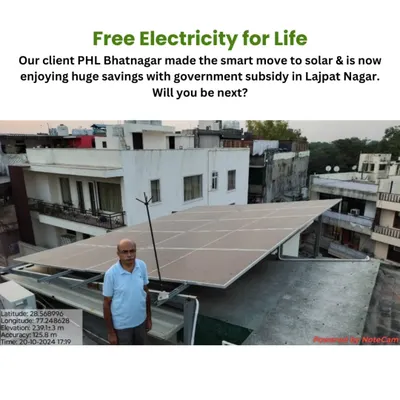 Here is our happy client, Mr. Bhatnagar from Lajpat Nagar, with his new rooftop solar plant. He is now enjoying free electricity for life and has also received a government subsidy.