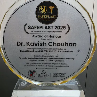 I was honored to receive this Award of Honour for my contribution as a Guest Speaker at SAFEPLAST 2025, a conference dedicated to safety in aesthetic and plastic surgery.