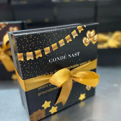 A closer look at the custom branded gift boxes we created for Condé Nast. We believe the packaging is just as important as the treats inside, ensuring a premium unboxing experience for every recipient.