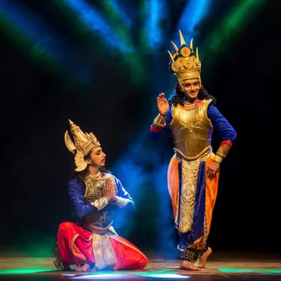 A pivotal moment between Krishna and Arjuna from '18 Days'. This scene captures the essence of their bond, a relationship built on guidance, faith, and the profound wisdom that Krishna imparts to a conflicted Arjuna on the battlefield.
