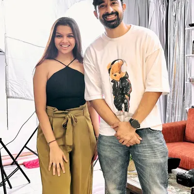 On set with Rannvijay Singha. It’s always an amazing experience to work with such professionals and be part of a creative team. I handle makeup to ensure talent is camera-ready.