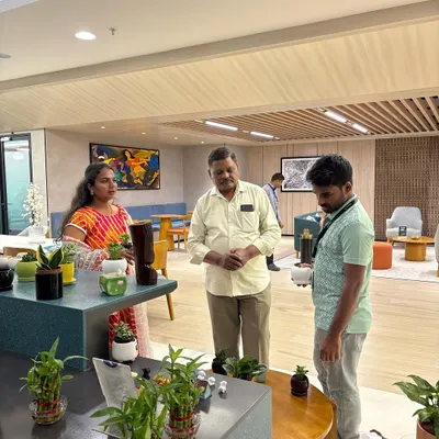 It's always a pleasure to set up a pop-up plant stall for corporate events. It gives everyone a chance to browse, ask questions, and pick the perfect green buddy to take home.