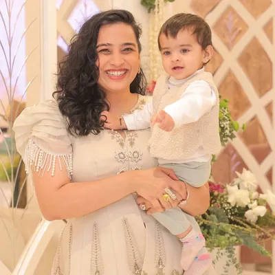 This is what being a 'Mommy Anchor' is all about. Hosting an event with my little one right there with me. It brings a personal, family touch that my clients love.