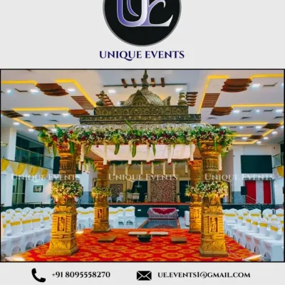 This traditional South Indian mandap is one of our signature styles, featuring heavy, ornate pillars and a grand, temple-inspired roof structure. It is designed to be a truly majestic focal point for the wedding rites.