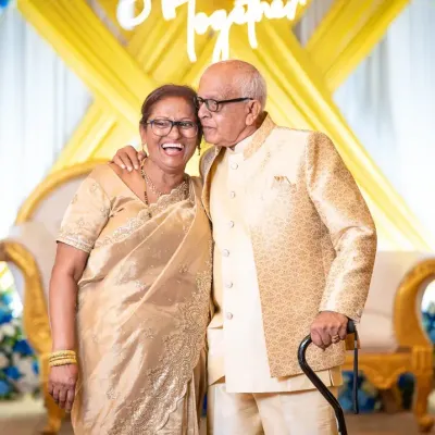50 years of love and laughter. This candid moment from a golden wedding anniversary is pure gold. It's an honor to capture such incredible milestones.