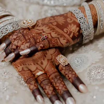 The proof is in the stain. This close-up shows the deep, rich color my natural henna paste achieves after setting, a sign of pure and high-quality ingredients.