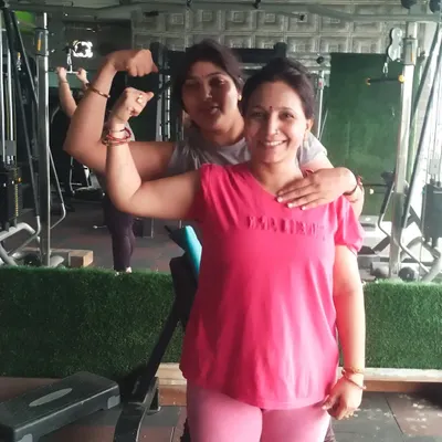 This is what strength looks like. I am incredibly proud to see my female clients embracing strength training and getting stronger every day. This is 'Dhaakad' in the truest sense.