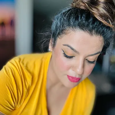 A simple, soft glam look with a messy bun that didn't make it to my main feed. Just a casual, everyday makeup moment.