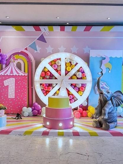 Themed decor by BubblinBows