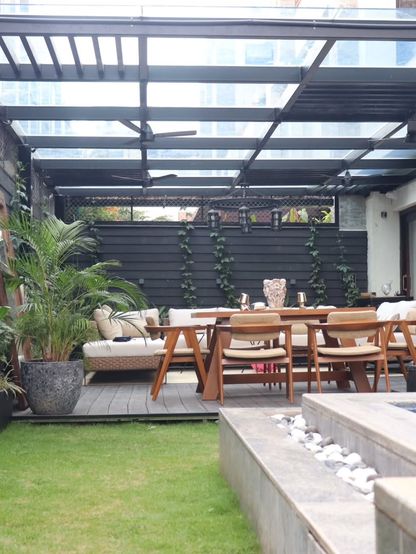 Terrace garden by Garden of Joy