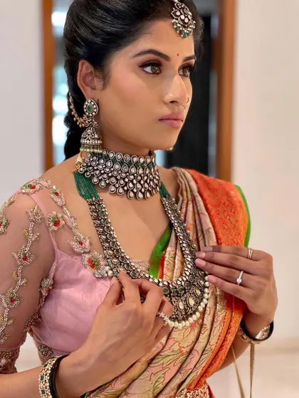 A beautiful traditional look with oxidized silver jewelry, giving it a unique and modern twist.