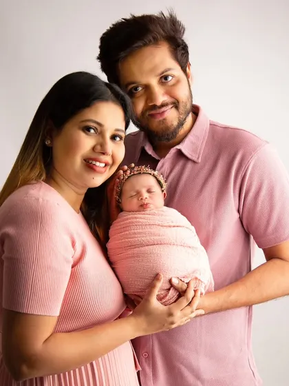 Your first family portrait is a memory you will treasure forever. I love capturing the connection and love between new parents and their precious baby, creating a timeless keepsake for your family.