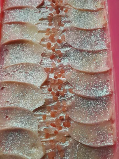 This is my HOPE soap, a dual-toned bar with a stunning textured top, sprinkled with Himalayan pink salt. It's made with 25% shea butter for an extra decadent feel.
