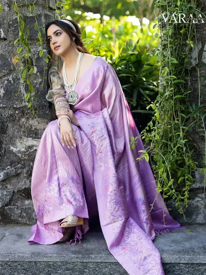 Styling Ritu Varma for the cover of Varaa Bridal Wedding Magazine was a dream. We paired a beautiful lavender silk saree from Pashudh with a statement silver necklace to create a look that felt both regal and modern. This is a perfect example of our approach to contemporary saree styling for magazine editorials.
