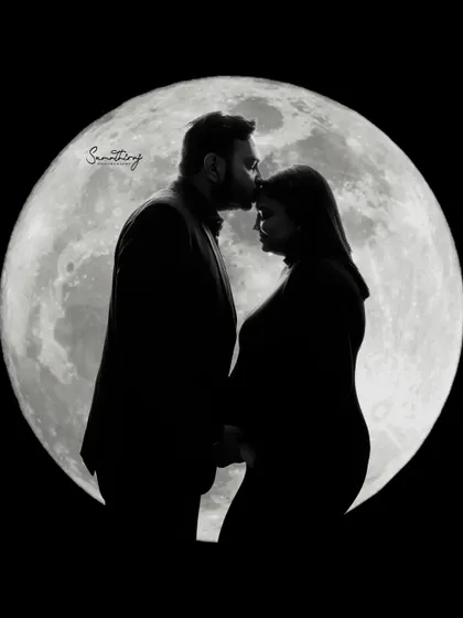 A timeless silhouette against the moon, capturing the profound connection between two people about to start a new chapter. These artistic couple portraits are one of my signature styles, creating a powerful and romantic memory.