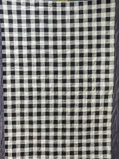 Another view of the gingham backing, providing a timeless finish.