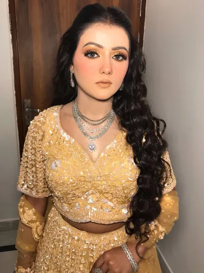 A final shot of the complete engagement look.