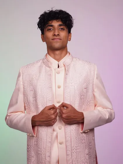 A close-up of this amazing pink Indo-western set. The intricate embroidery on the jacket is what makes this piece so special.