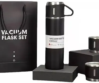 Our vacuum flask sets are a popular choice for a useful and premium corporate gift. This sleek black set includes a 500ml insulated bottle and two matching cups, presented in a stylish, custom-branded gift bag.