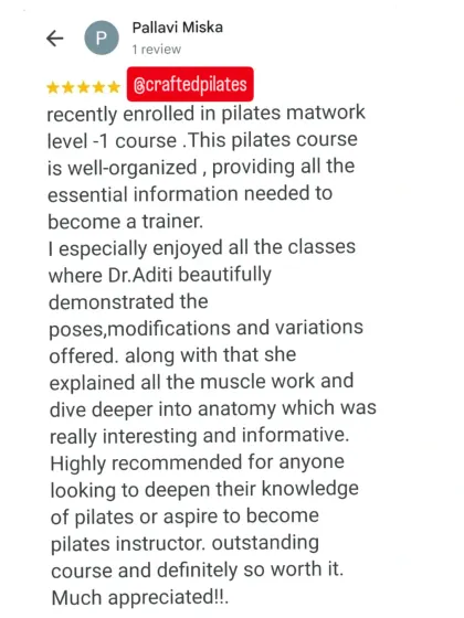 This review highlights the well-organized nature of the course and the depth of the content. The student particularly valued the detailed demonstrations of poses, modifications, and the dive into anatomy and muscle work.
