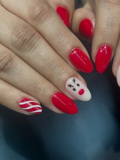 Getting into the Christmas spirit with this cute reindeer and candy cane design. Festive art is always so much fun to create.