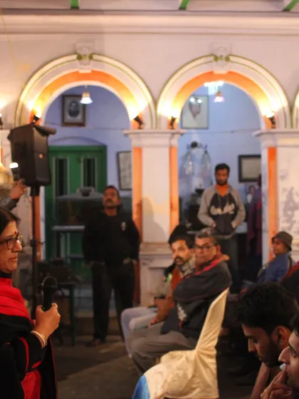 A local resident shares her views during a community meeting in a Chandernagore courtyard. Placemaking is a two-way conversation, and bringing diverse voices together is essential to creating spaces that truly serve their users.