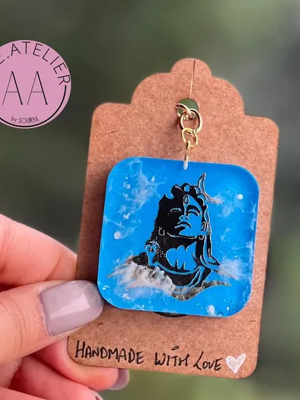 A bespoke Adiyogi keychain, created to match a client's cherished Shivji frame. I love bringing your unique visions to life.