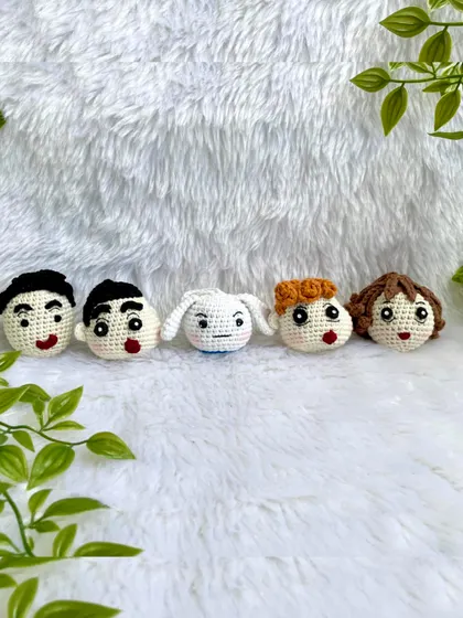 A nostalgic order of the Shin-chan family as keychain heads! It was so fun to capture the quirky expressions of Shin-chan, his parents, and even his little dog, Shiro.