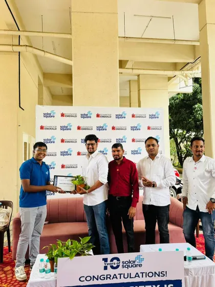Our team presenting a certificate to the committee members of Kohinoor Emerald at their solar inauguration event.