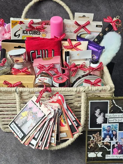 Another perspective of our grand romantic hamper, showing the personalized photo frame and the tag booklet that captures special memories.