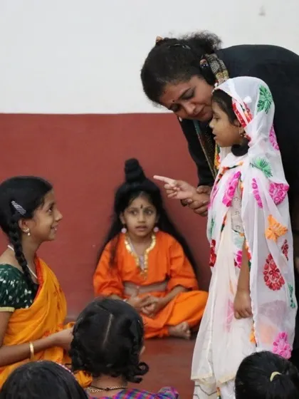 Guiding my little actors during an interactive story. We encourage children to step into the roles, giving them the confidence to perform and express themselves.